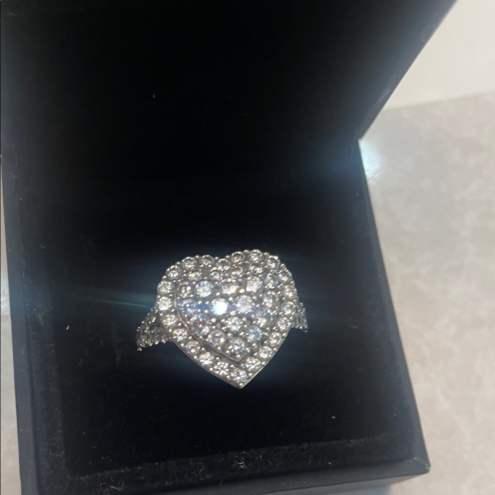 Elegant lab grown diamond Silver Heart Ring